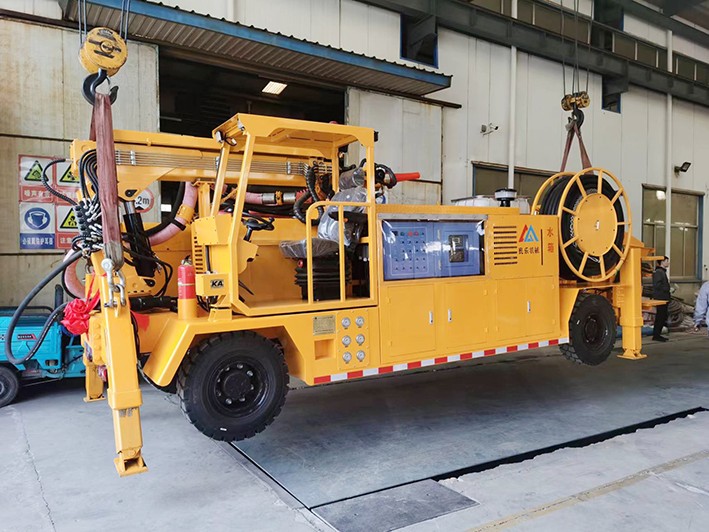 疫情防控不松懈，柴油機礦用混凝土濕式噴射車正常發(fā)貨！